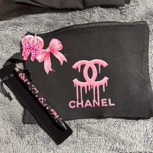 Black & Pink Pouch w/ Matching Zipper Pull, Pen with Velvet Pen Bag.
